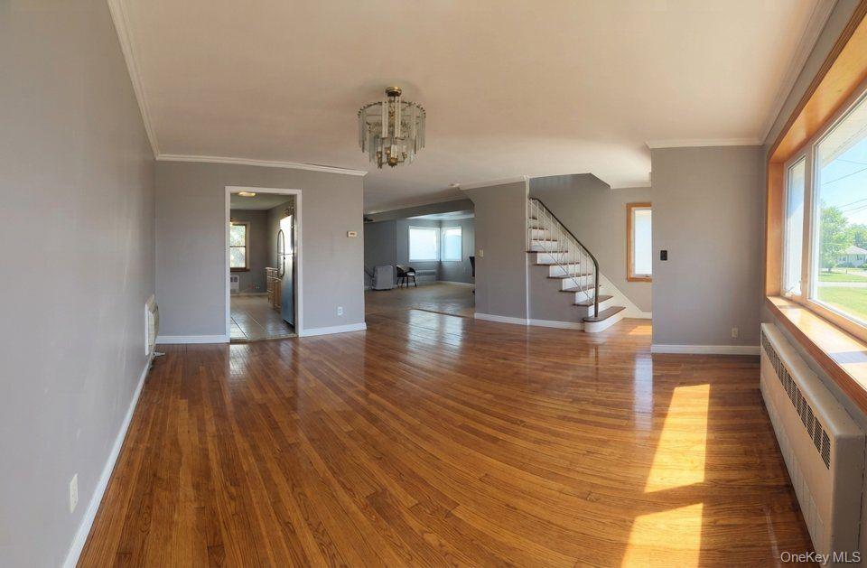 1305 133rd Place – For Sale photo 4