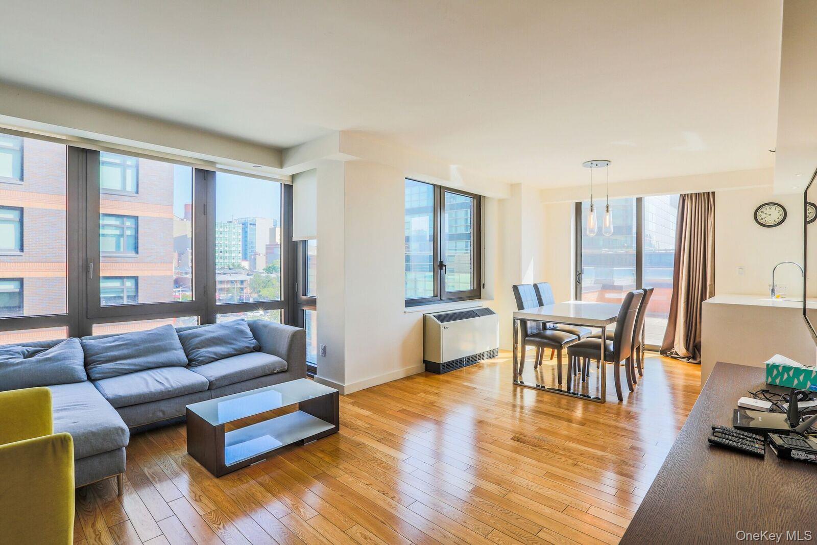 39-16 Prince Street, Unit 5A photo 6