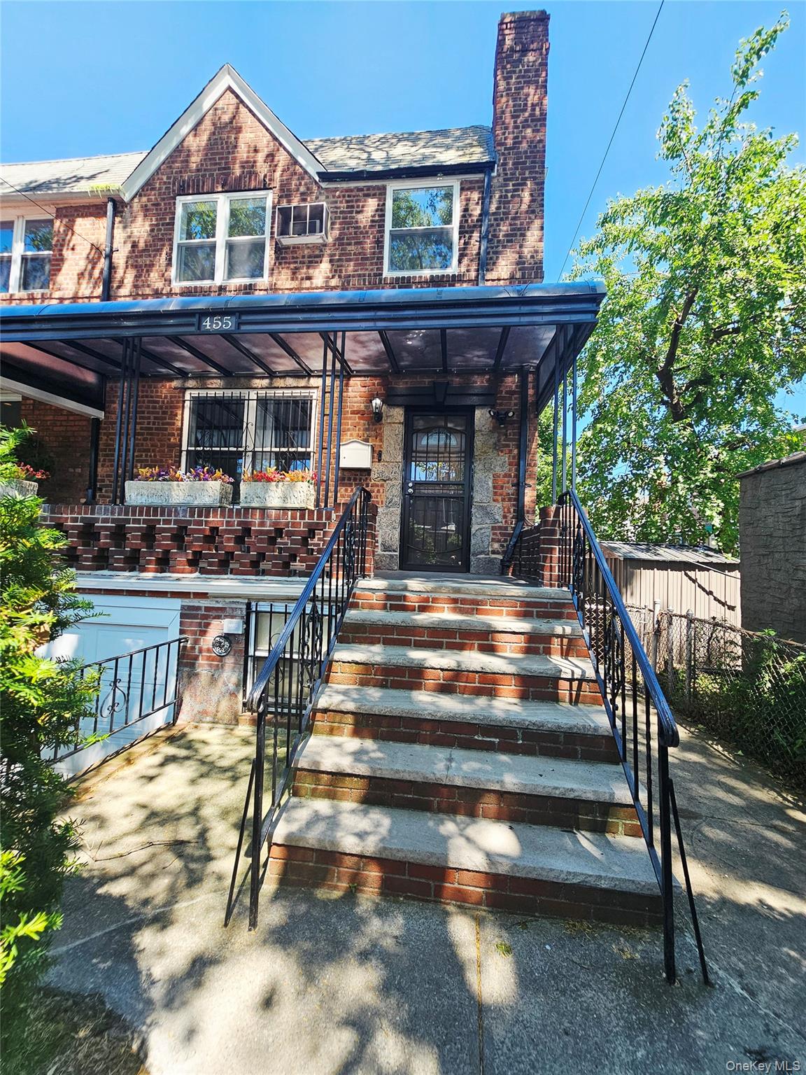 455 E 43rd Street – For Sale