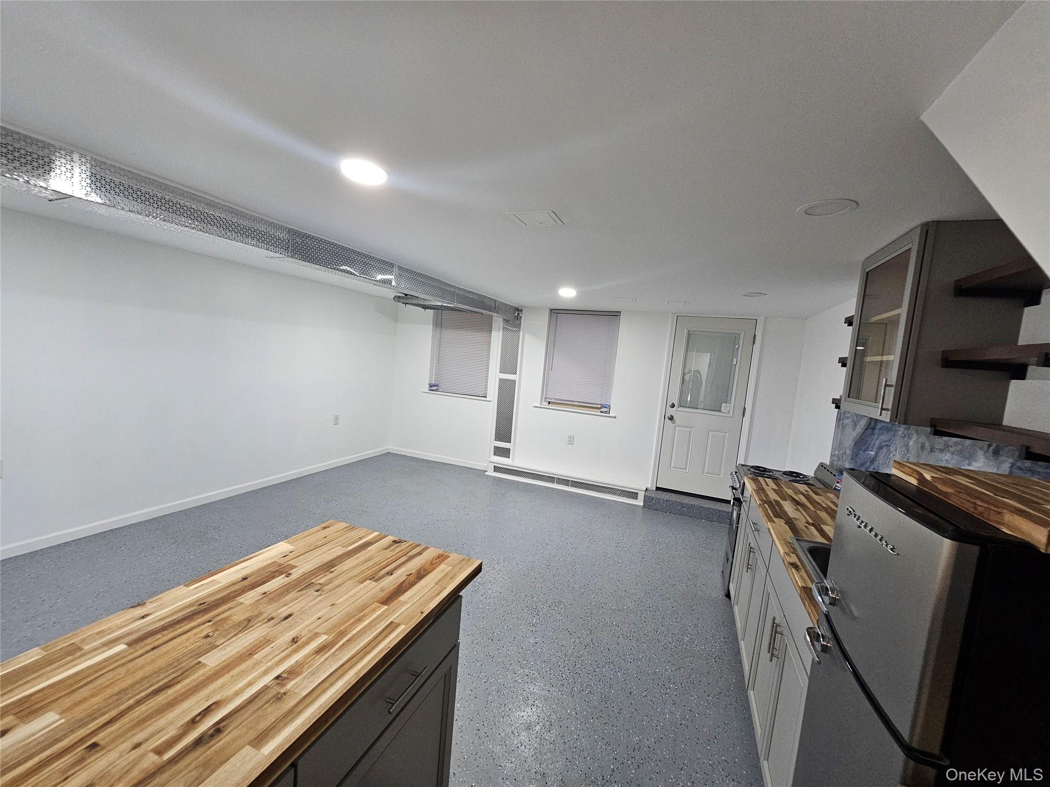 455 E 43rd Street – For Sale photo 17