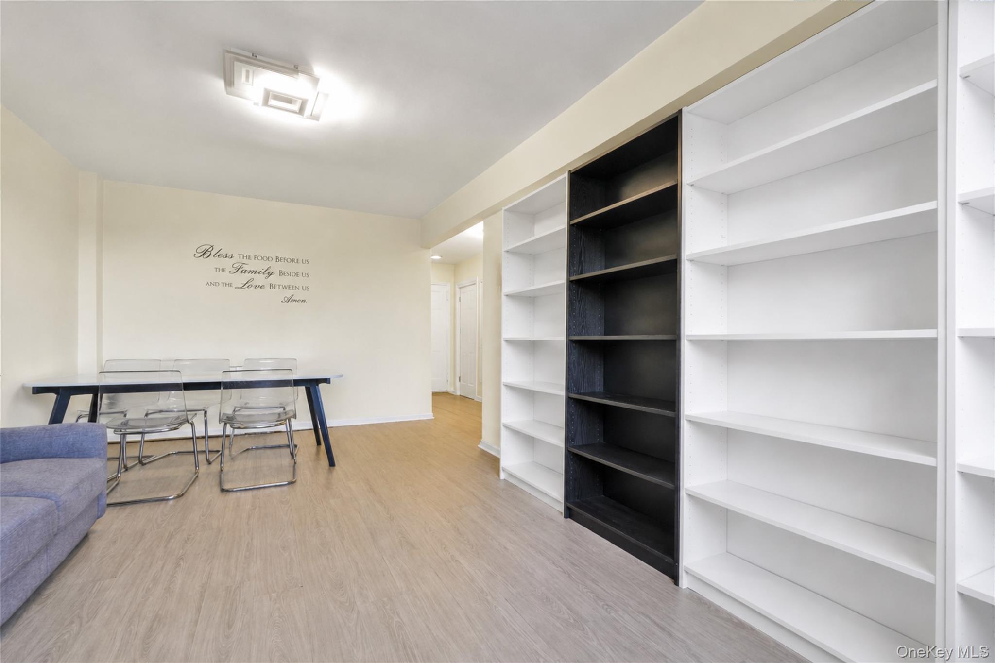 28-02 Parsons Boulevard, Unit 4E photo 2