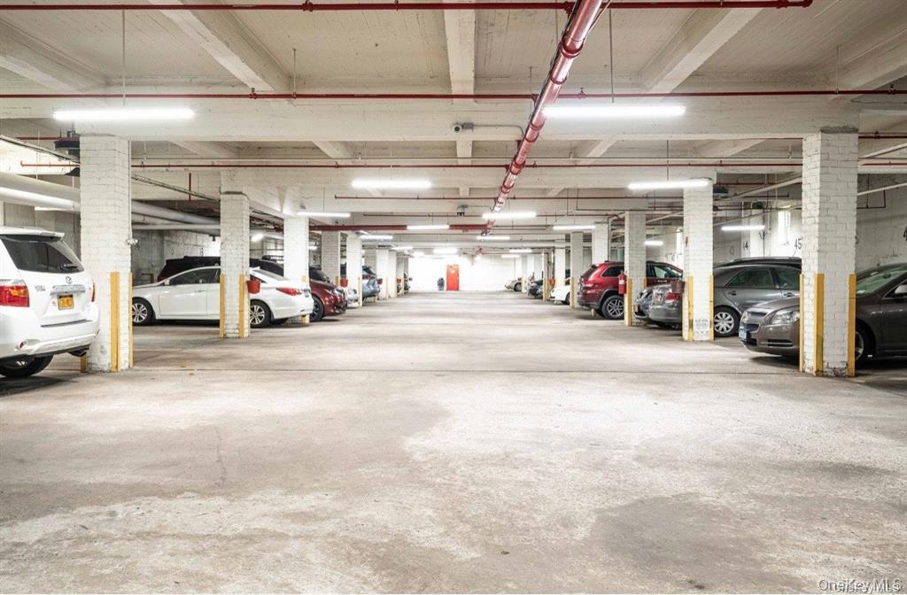 28-02 Parsons Boulevard, Unit 4E photo 23