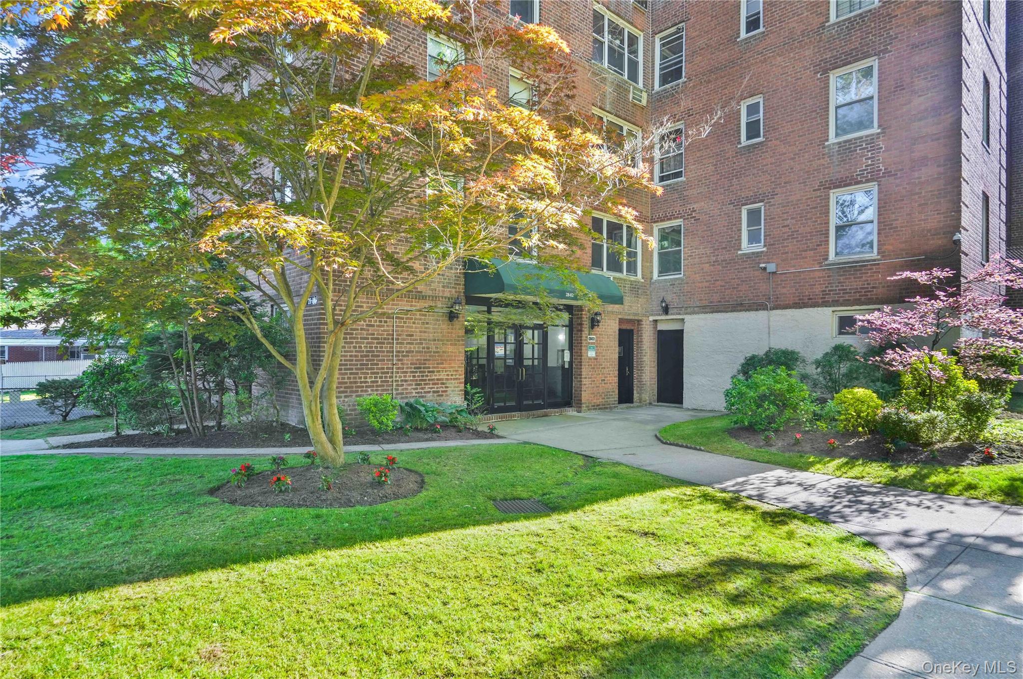 28-02 Parsons Boulevard, Unit 4E photo 25