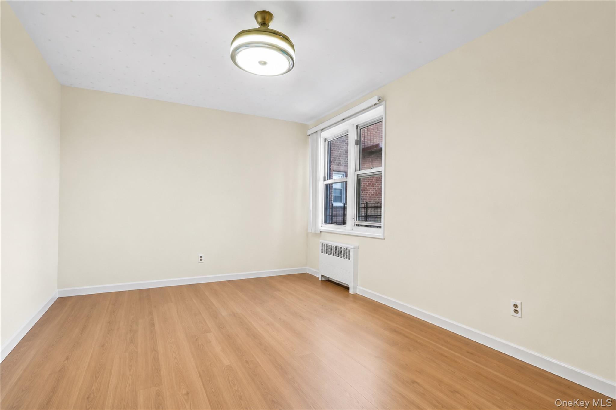 28-02 Parsons Boulevard, Unit 4E photo 9