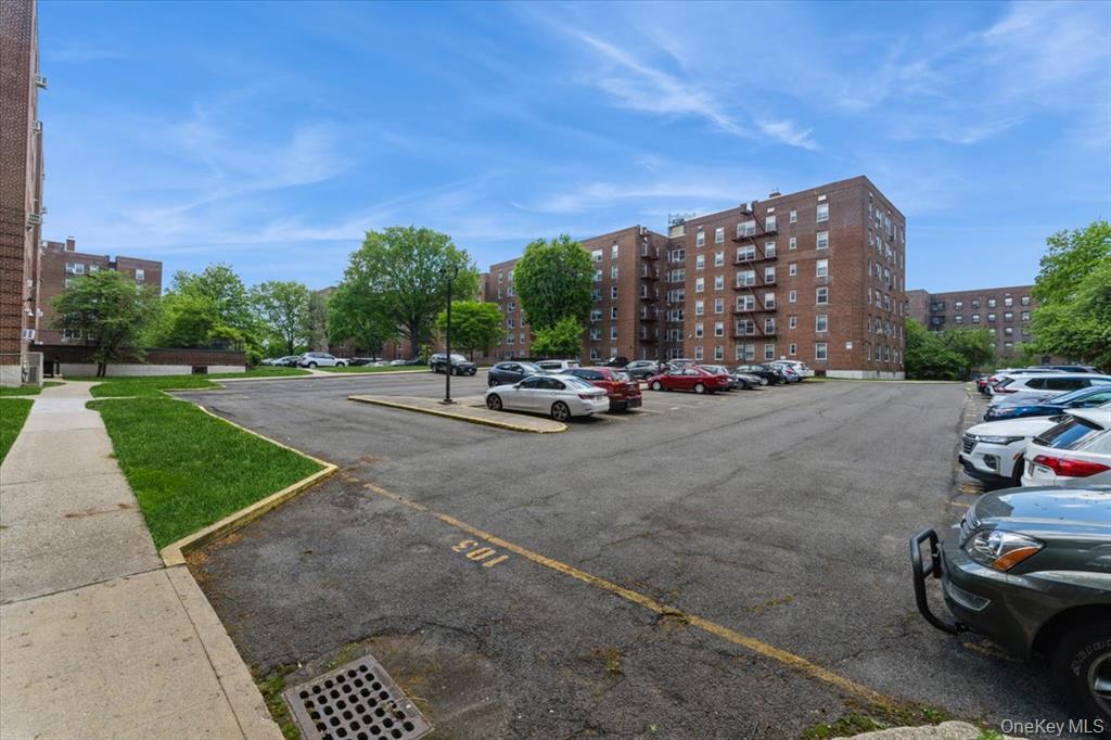 28-02 Parsons Boulevard, Unit 4E photo 24