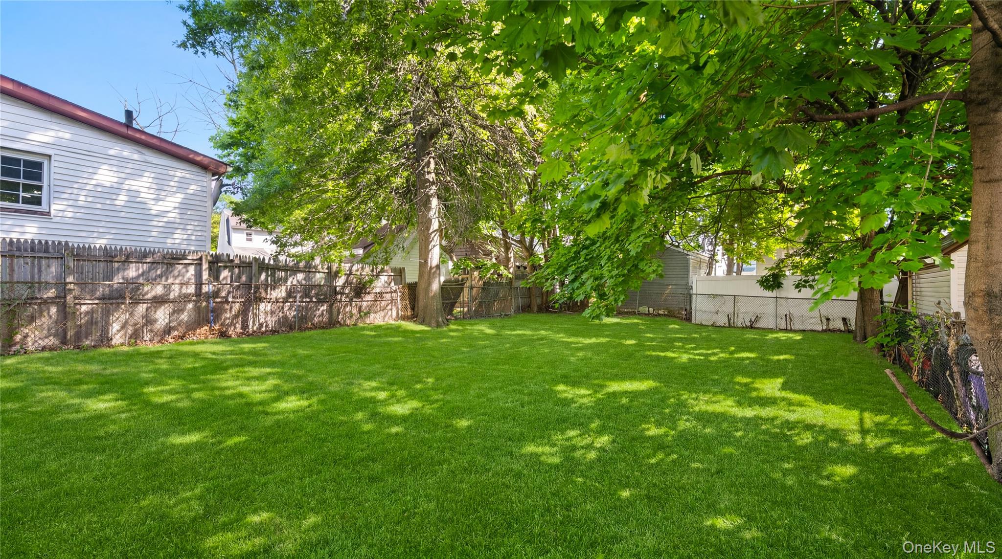 122-19 Lucas Street – For Sale photo 19