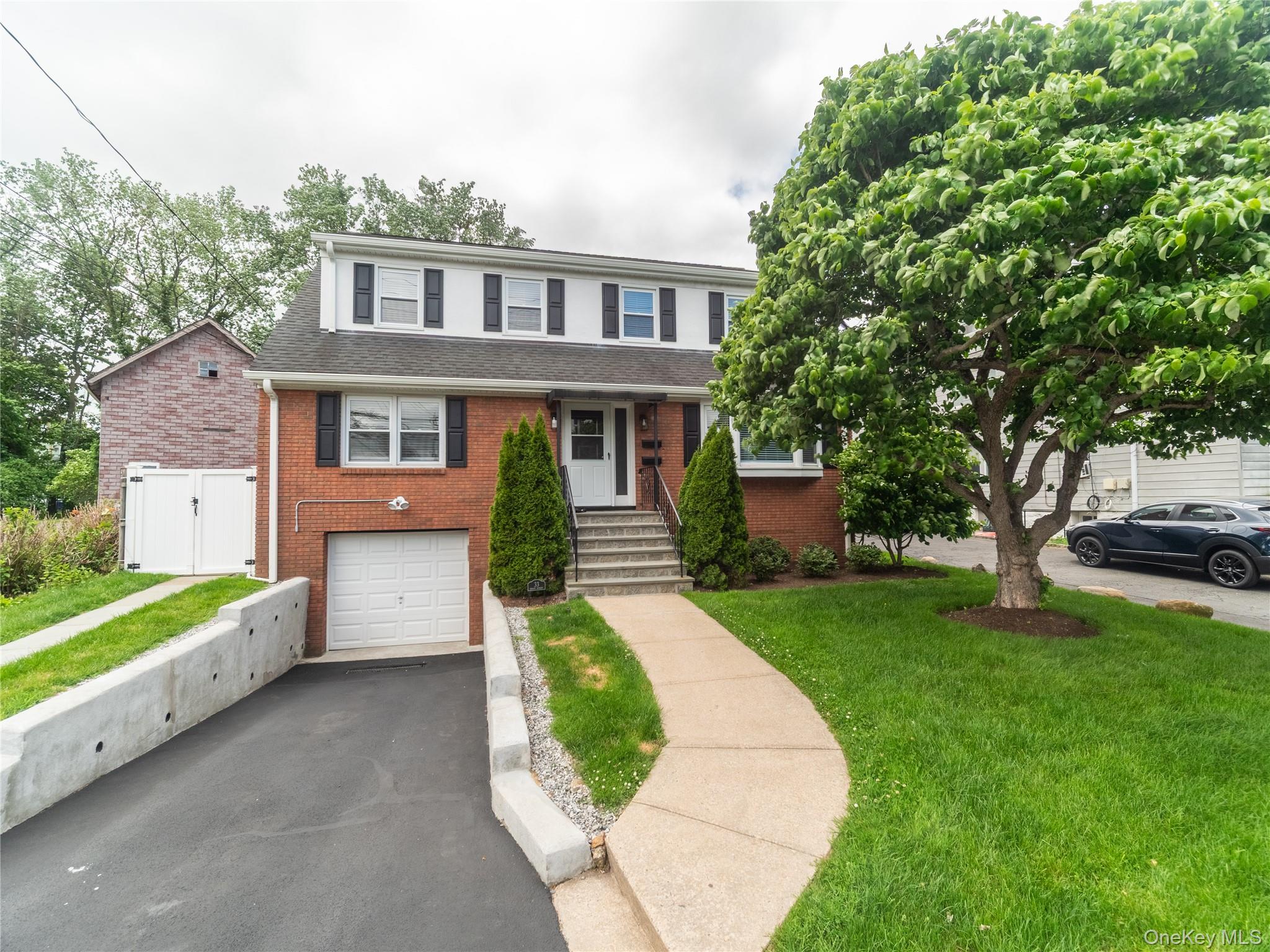 33 Grant Street – For Sale