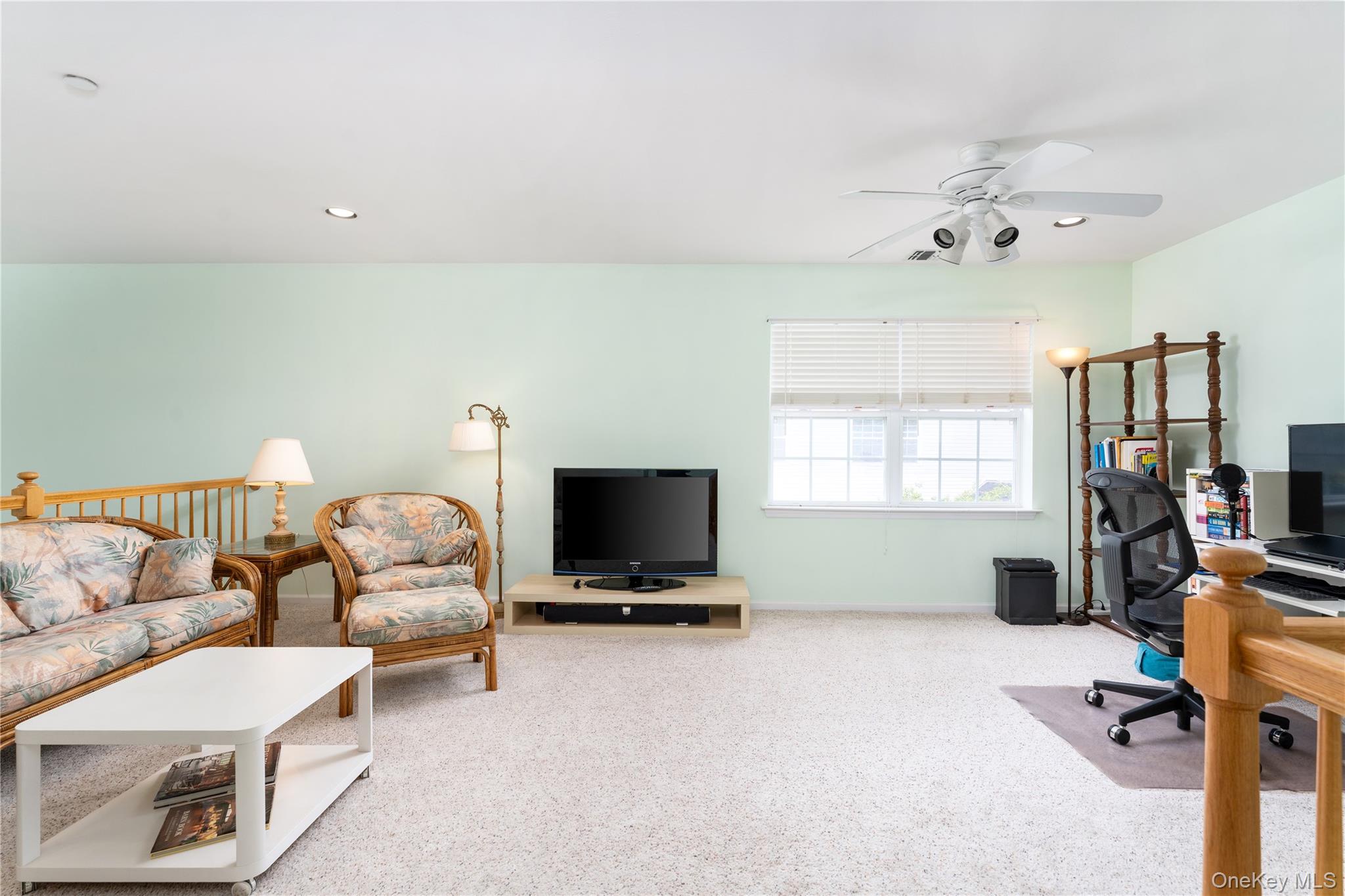 5 Robert Lane, Unit 5 photo 20