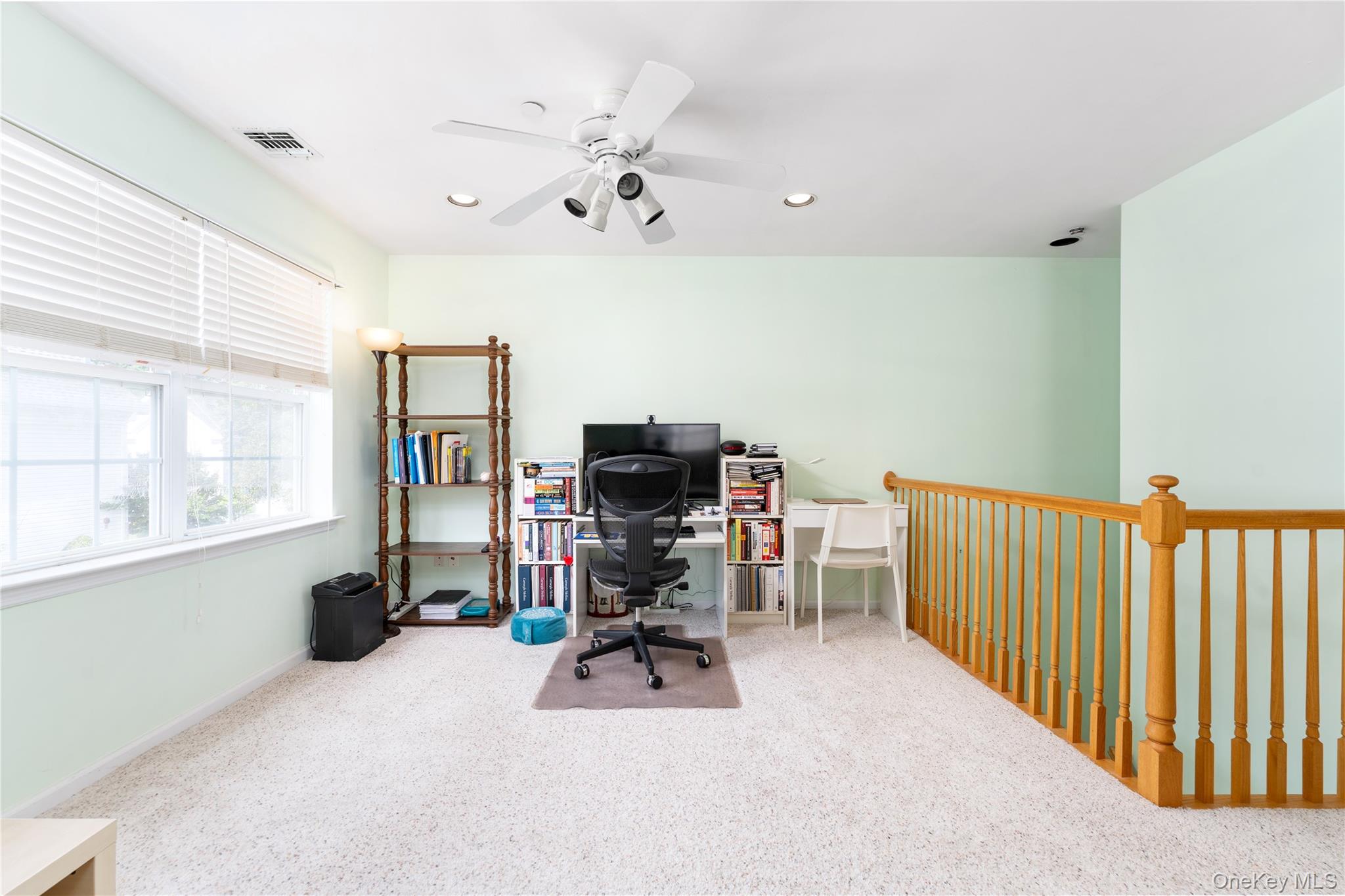 5 Robert Lane, Unit 5 photo 22