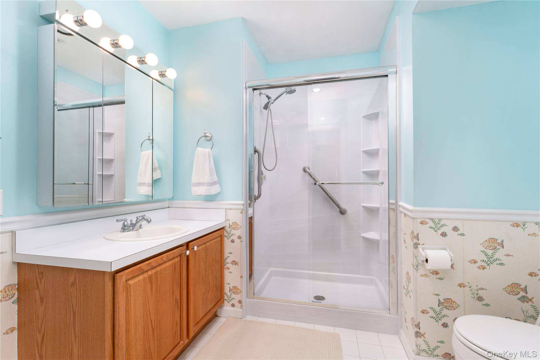 5 Robert Lane, Unit 5 photo 16