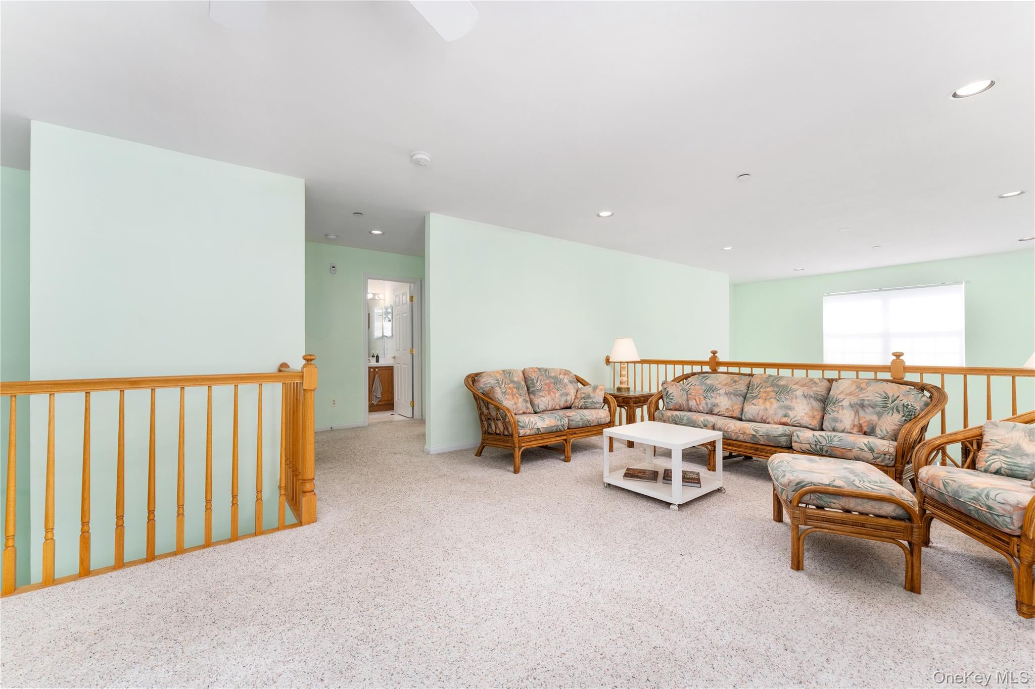 5 Robert Lane, Unit 5 photo 23
