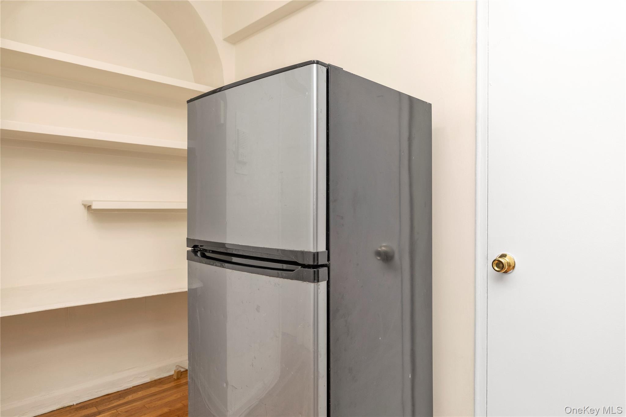 31-85 Crescent Street, Unit 2nd photo 13