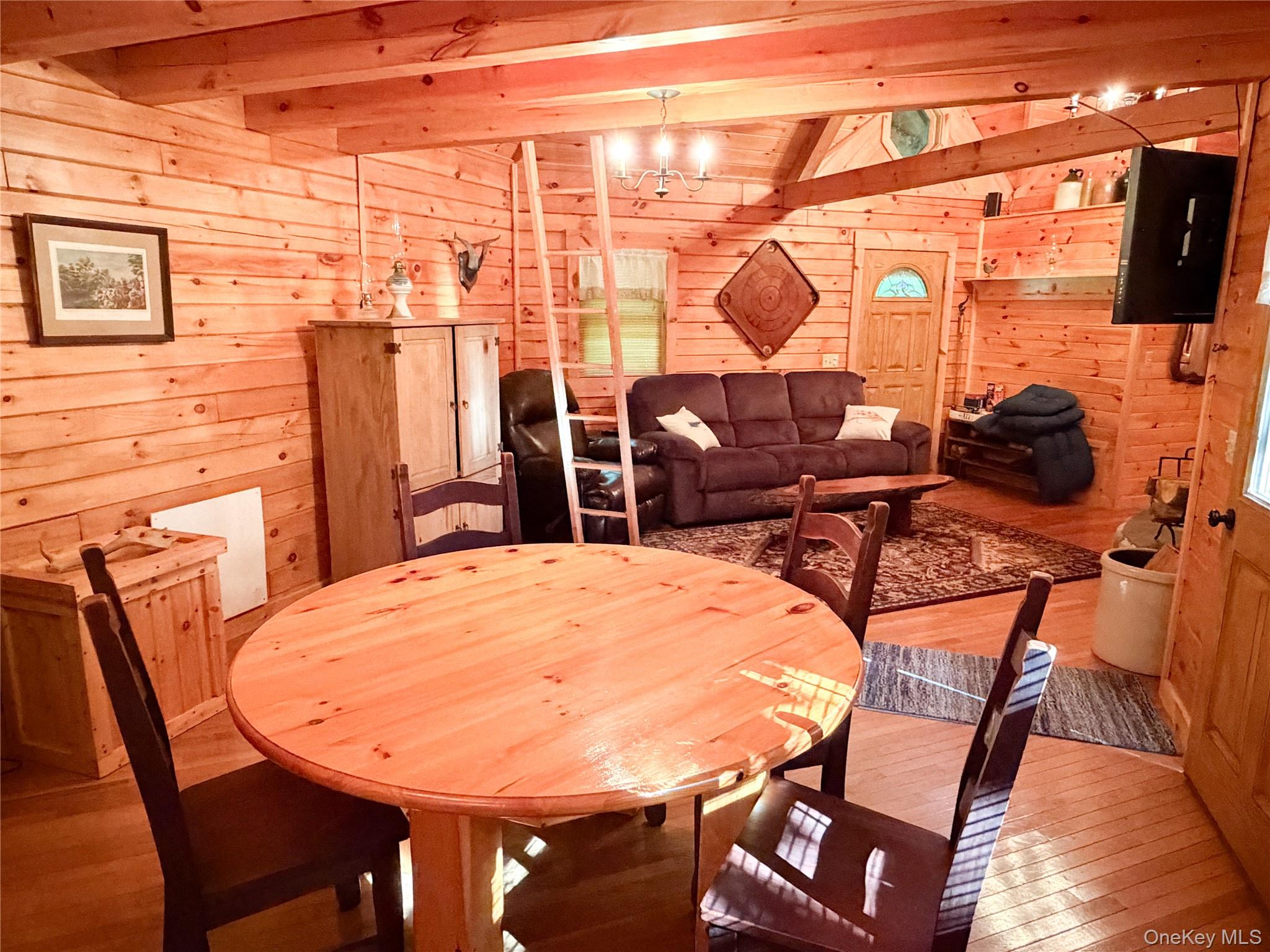 836 Emerald Lake Road – For Sale photo 7