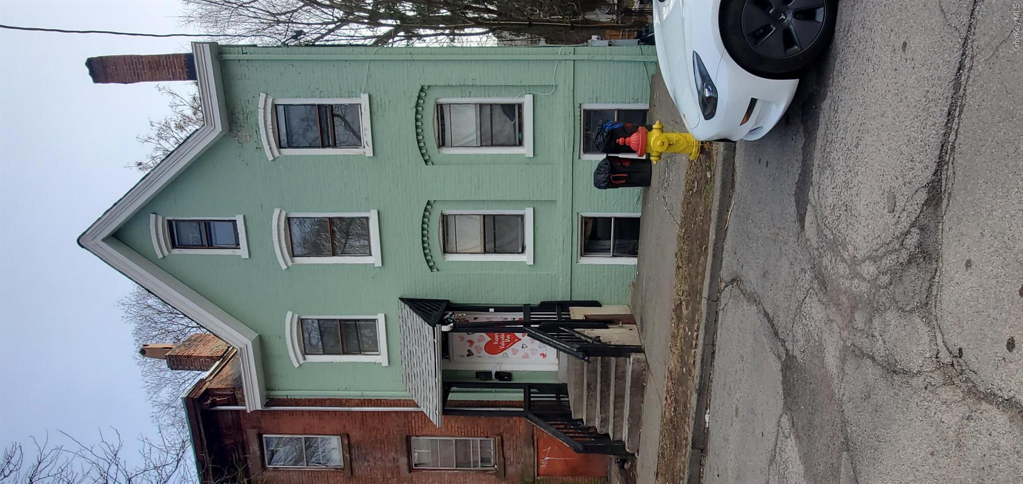150 Johnston Street – For Sale