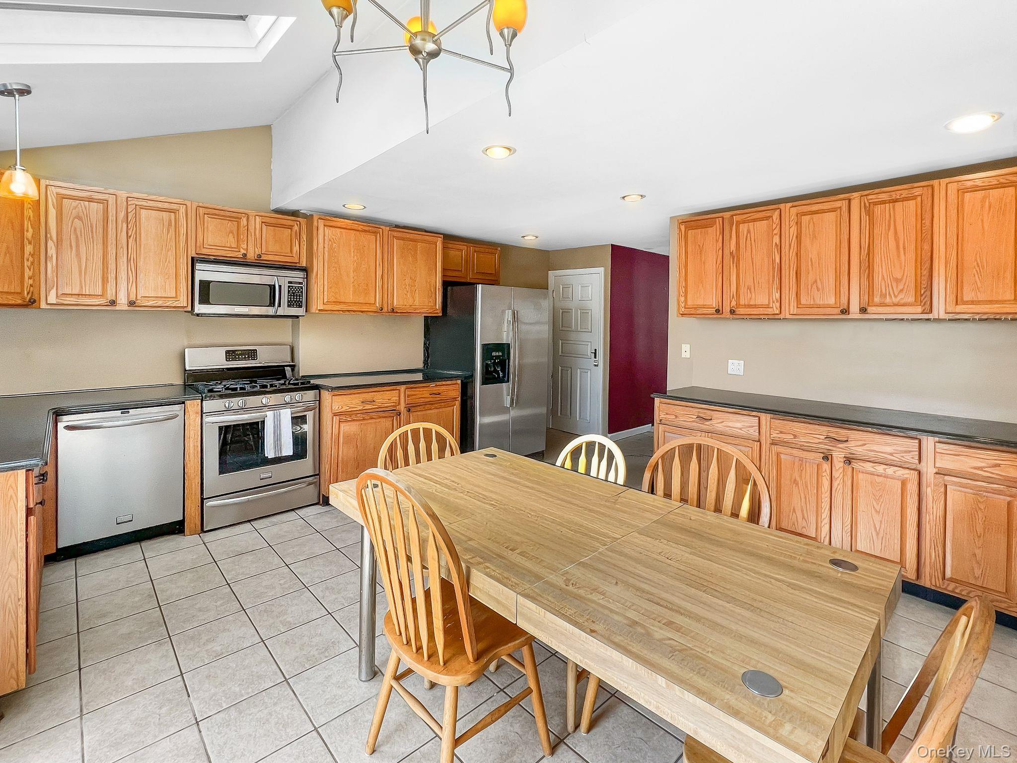 3321 Murdock Avenue – For Sale photo 5