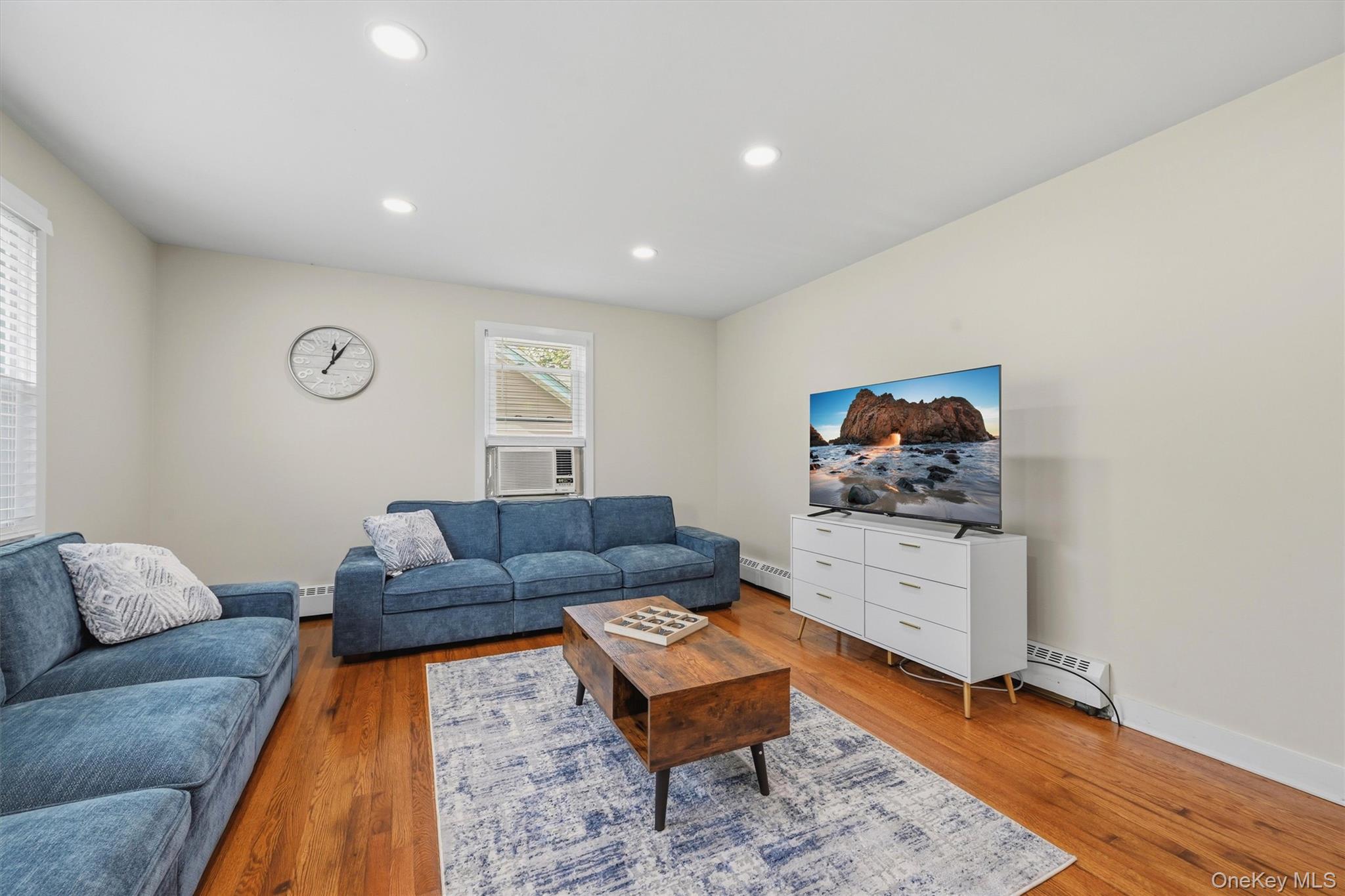 21 Hillside Avenue – For Sale photo 8