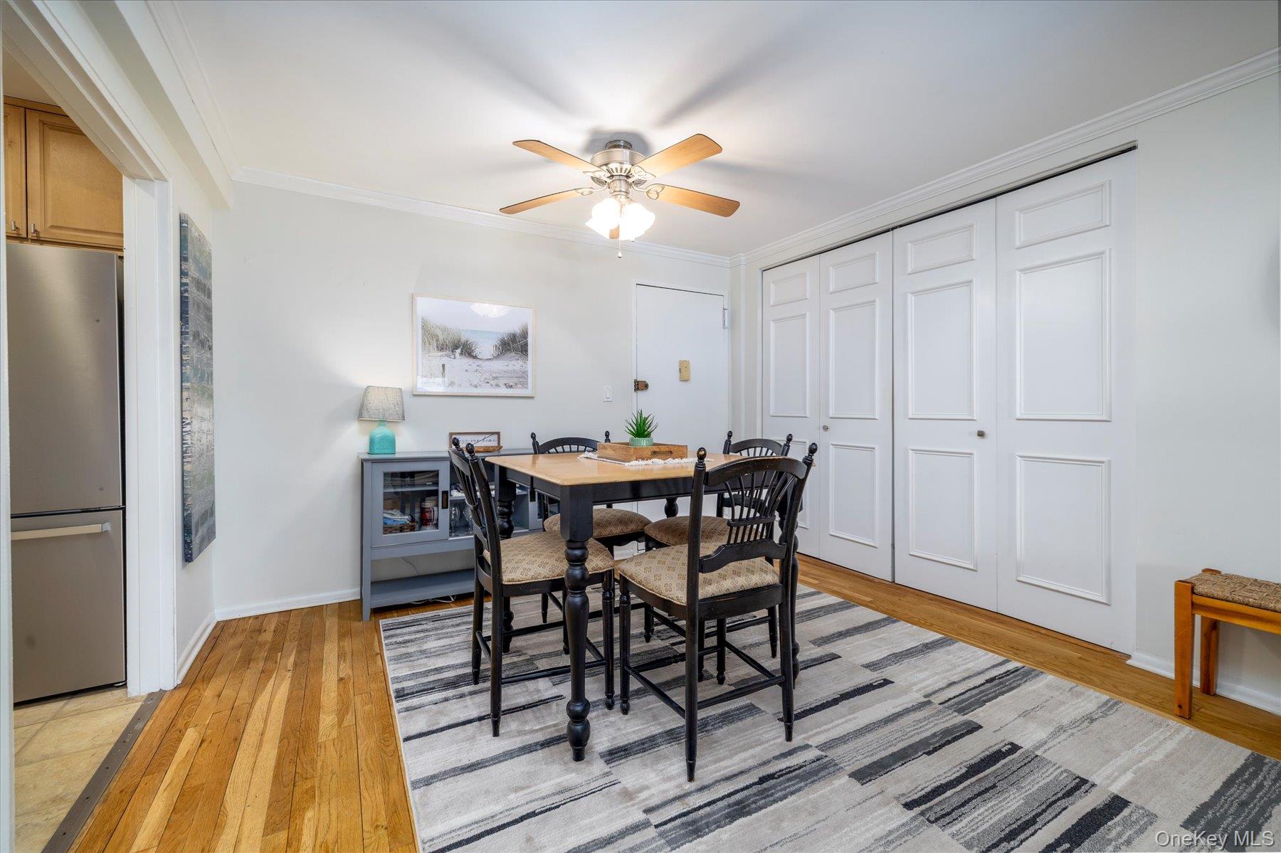 410 E Broadway, Unit 4C photo 7
