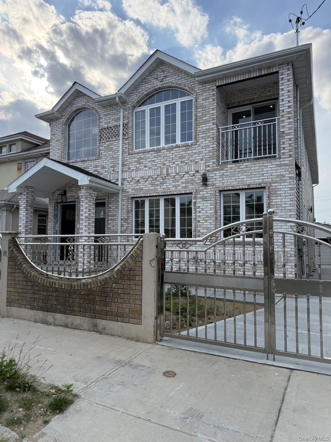 15137 136th Avenue – For Sale