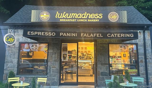 850 N Broadway – For Sale