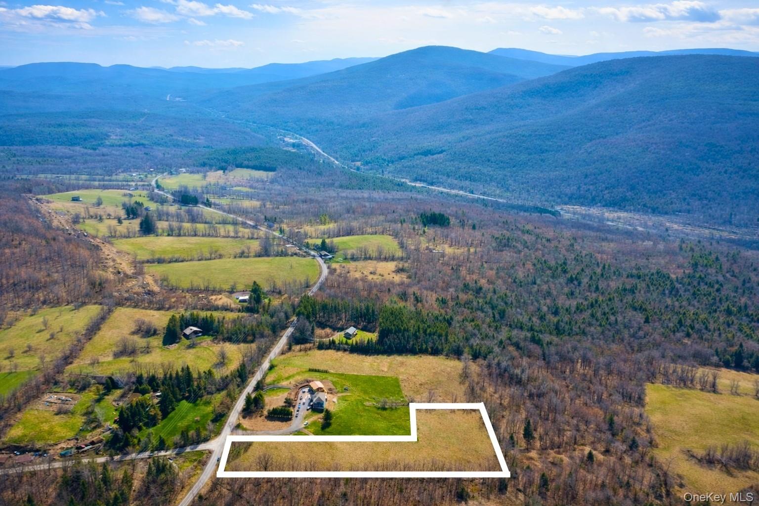 Hogg Mountain – For Sale photo 12