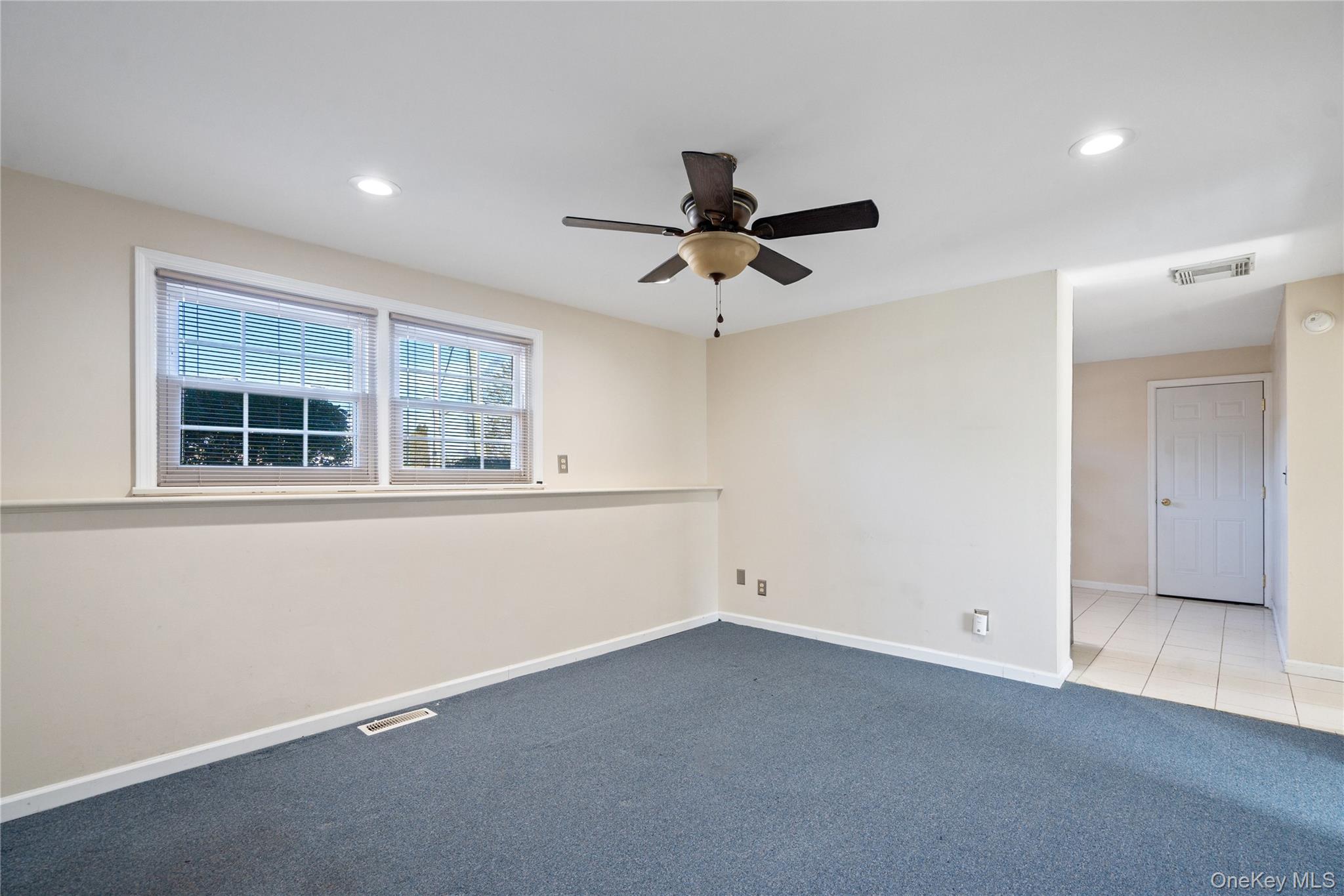 445 S Wellwood Avenue – For Rent photo 5