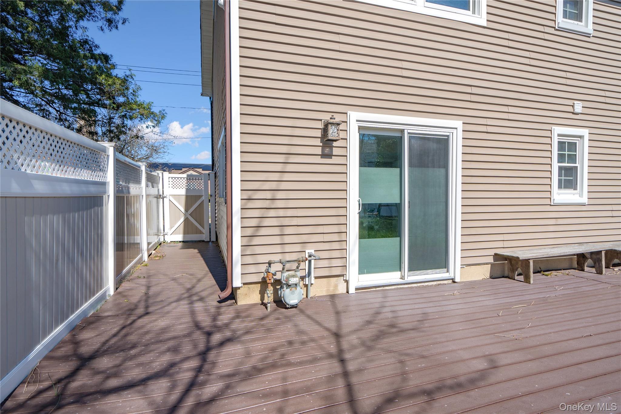 445 S Wellwood Avenue – For Rent photo 16
