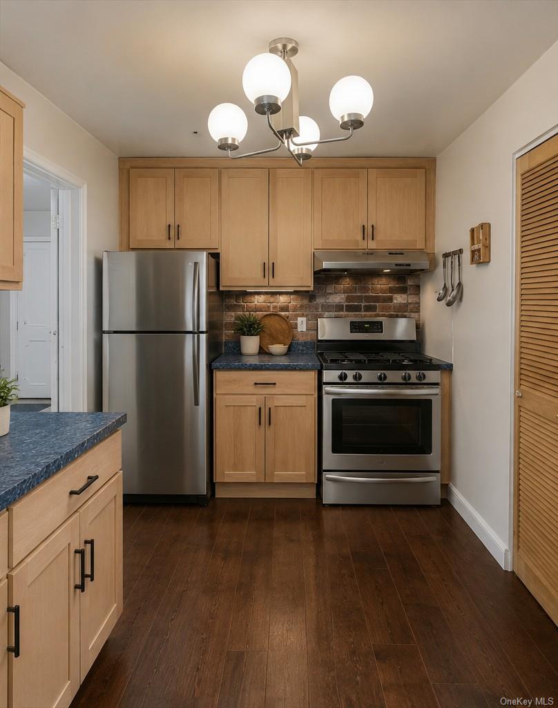 9910 60th Avenue, Unit 2B photo 2