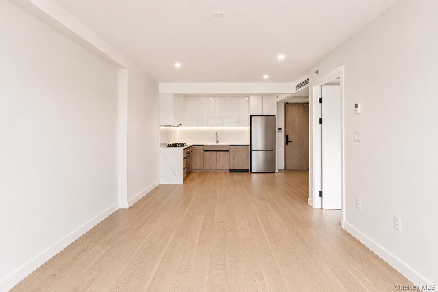 144-49 Northern Blvd, Unit 213 photo 5