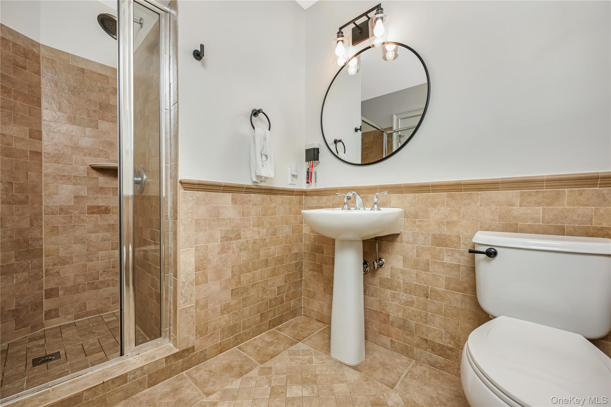 32 Della Drive – For Sale photo 8