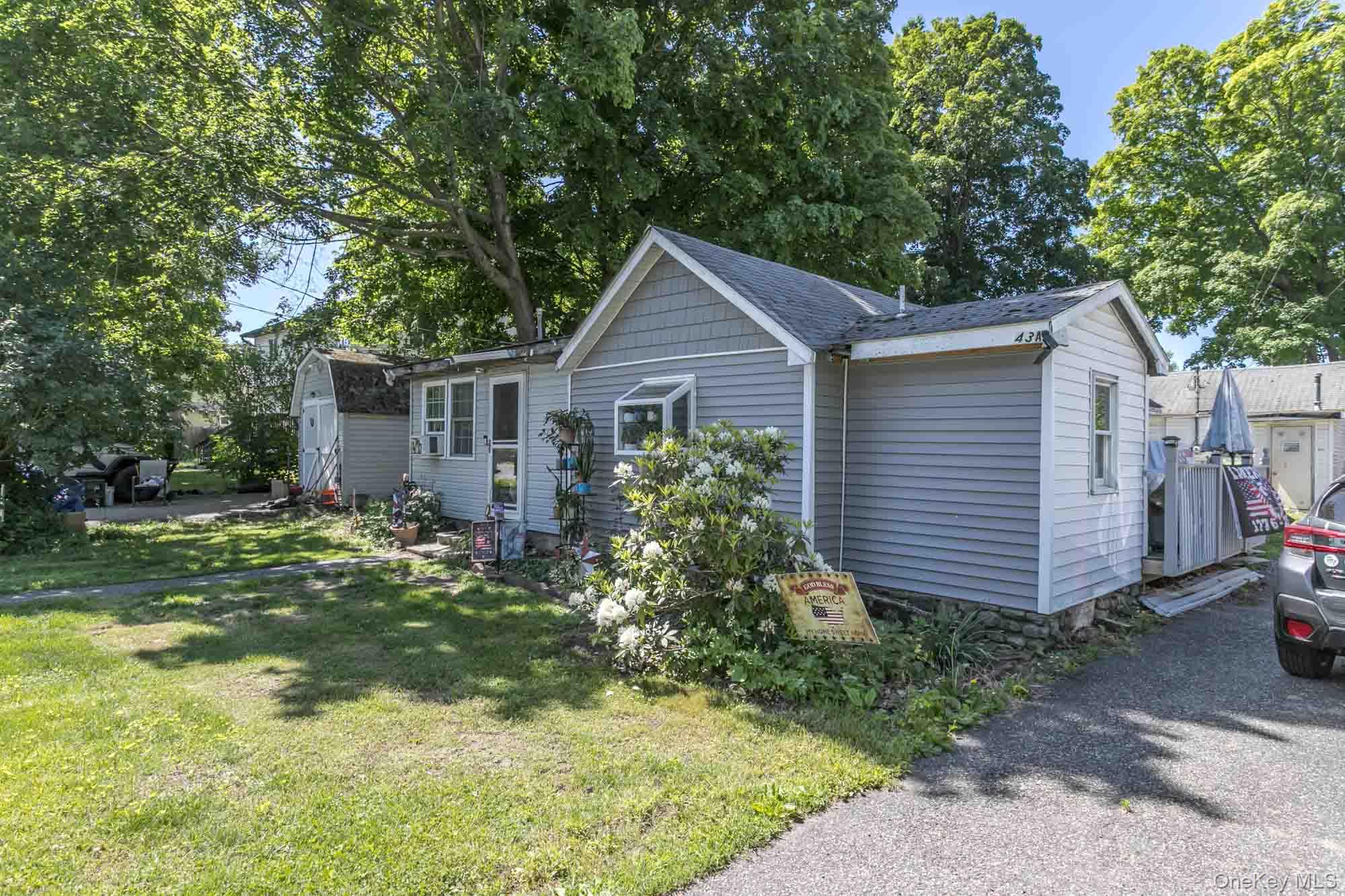 43 Oak Street – For Sale photo 2