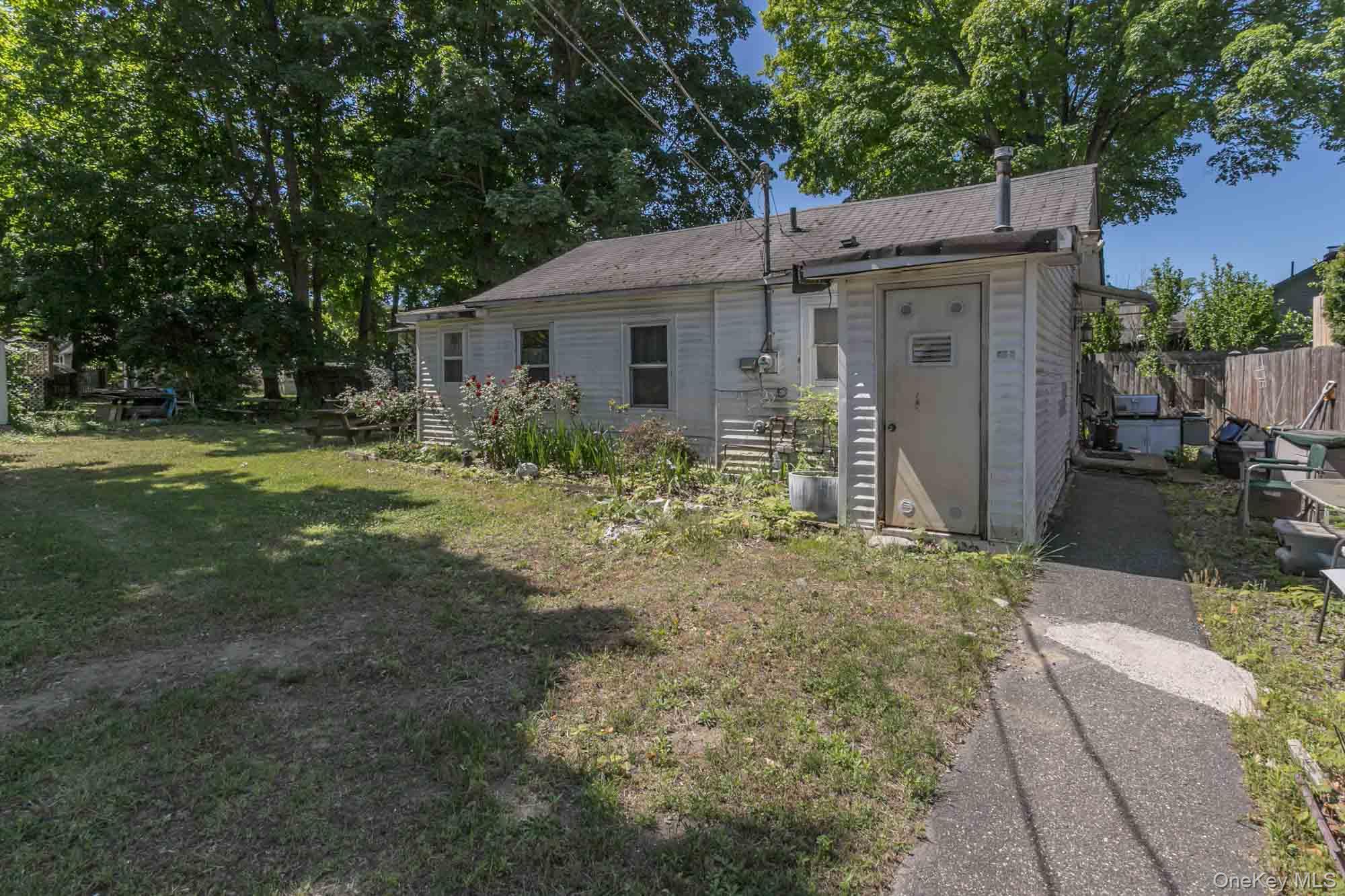 43 Oak Street – For Sale photo 17