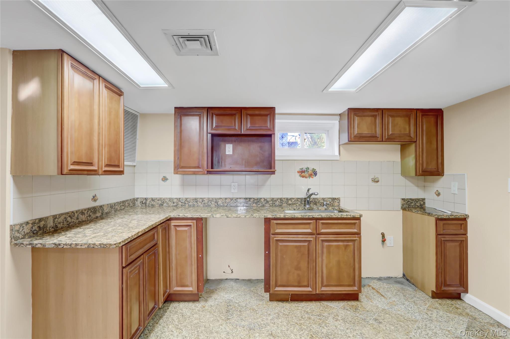 32 3rd Avenue – For Sale photo 26