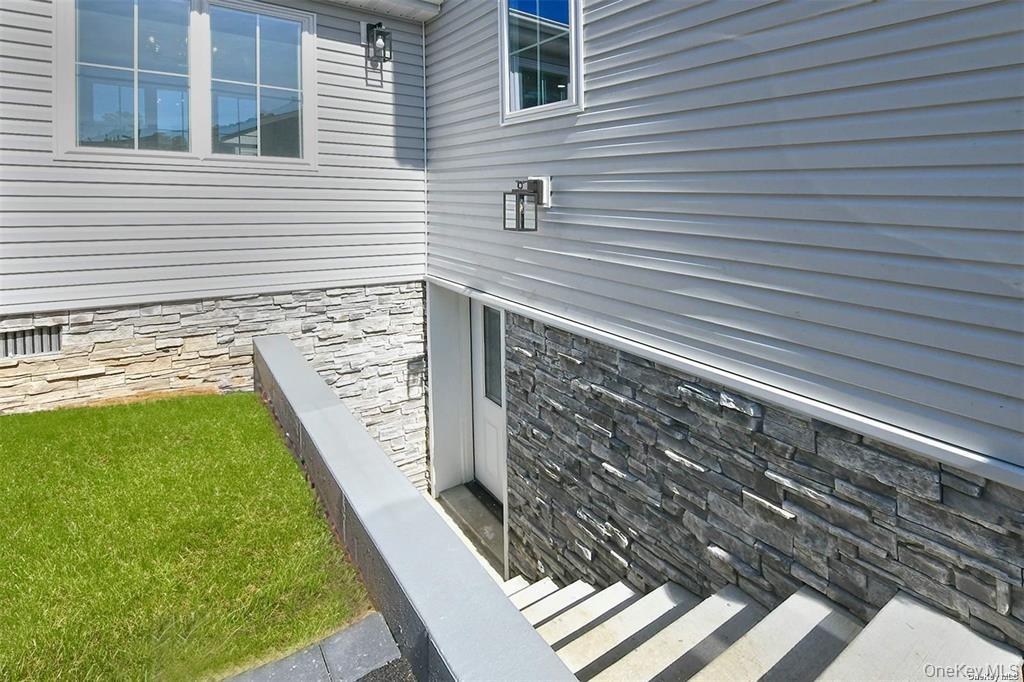 99 Kuhl Avenue – For Sale photo 24