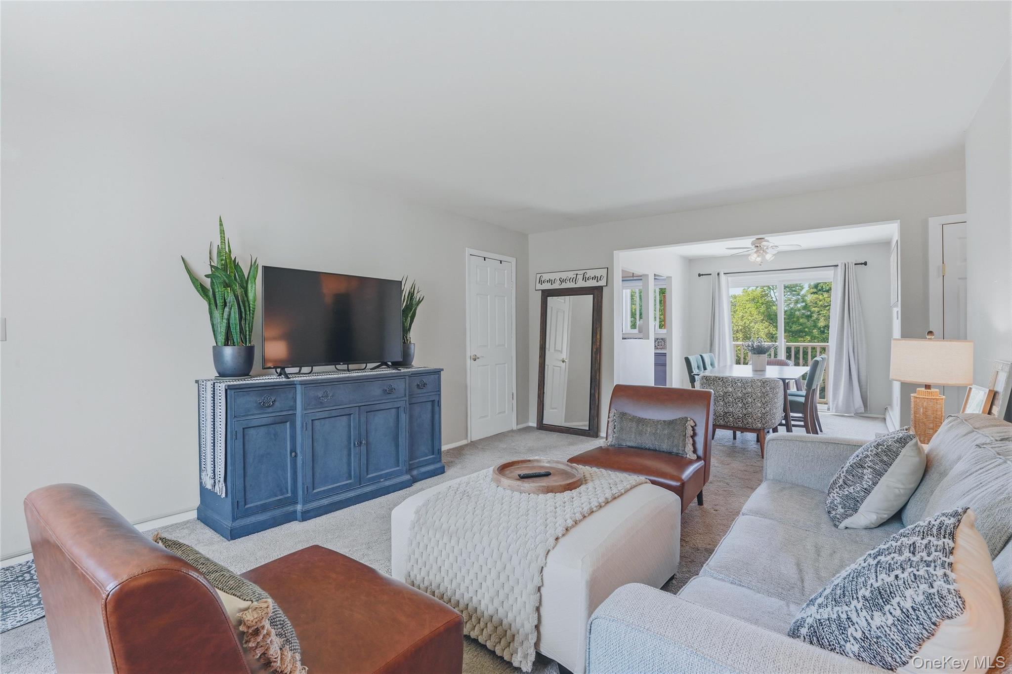 90 Osborne Hill Road, Unit B14 photo 6
