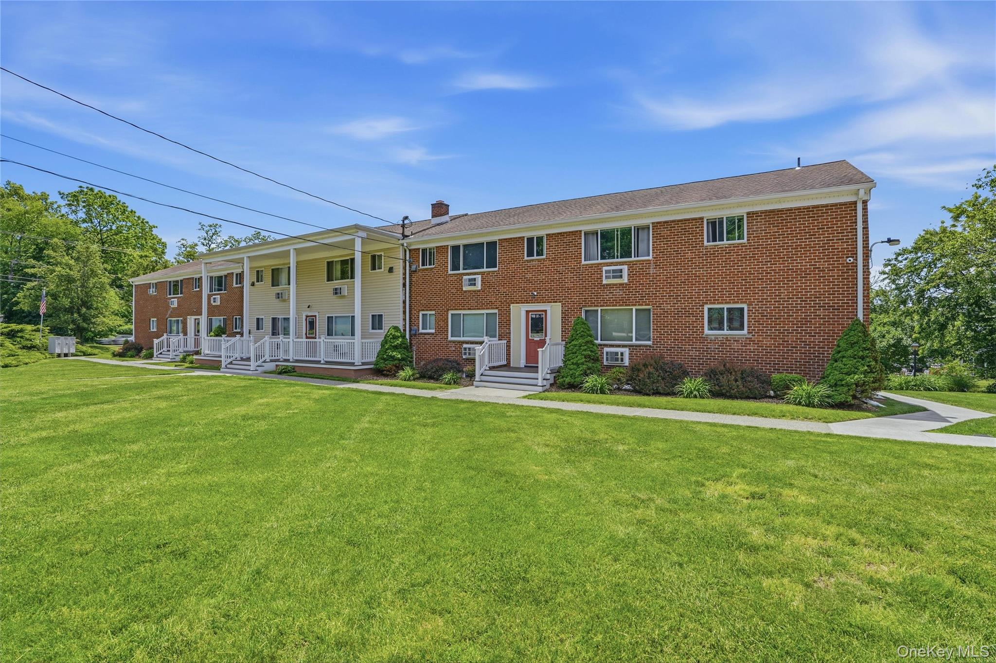 90 Osborne Hill Road, Unit B14 photo 3