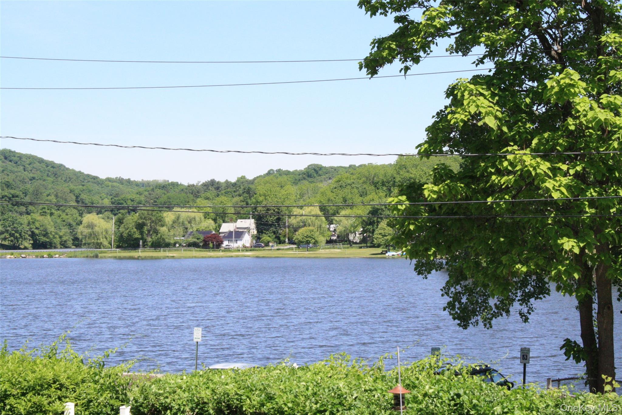 296 Lakeshore Drive E – For Sale photo 4
