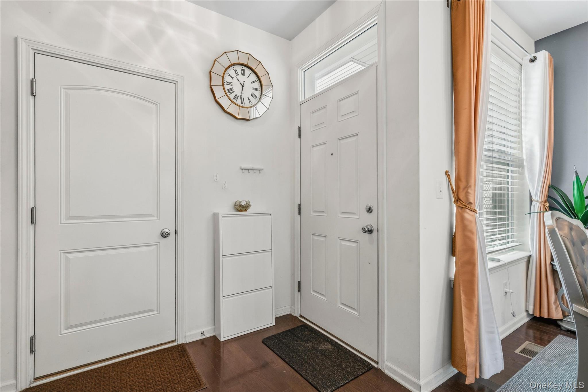 93 Meadow View Drive – For Sale photo 4