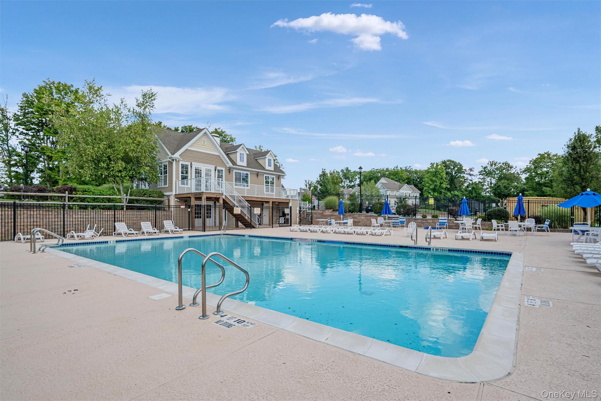93 Meadow View Drive – For Sale photo 44