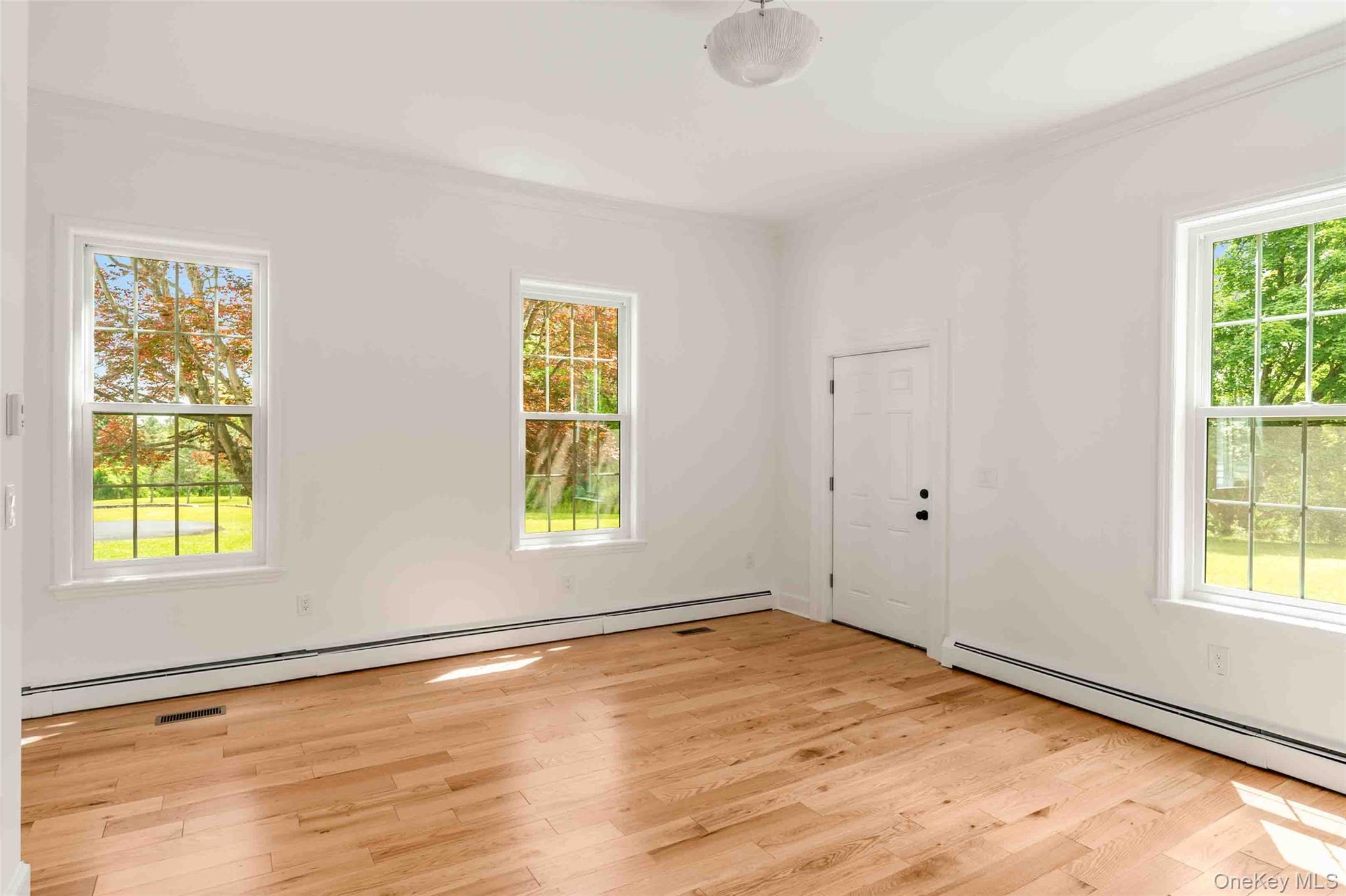 25 Glen Street – For Sale photo 26