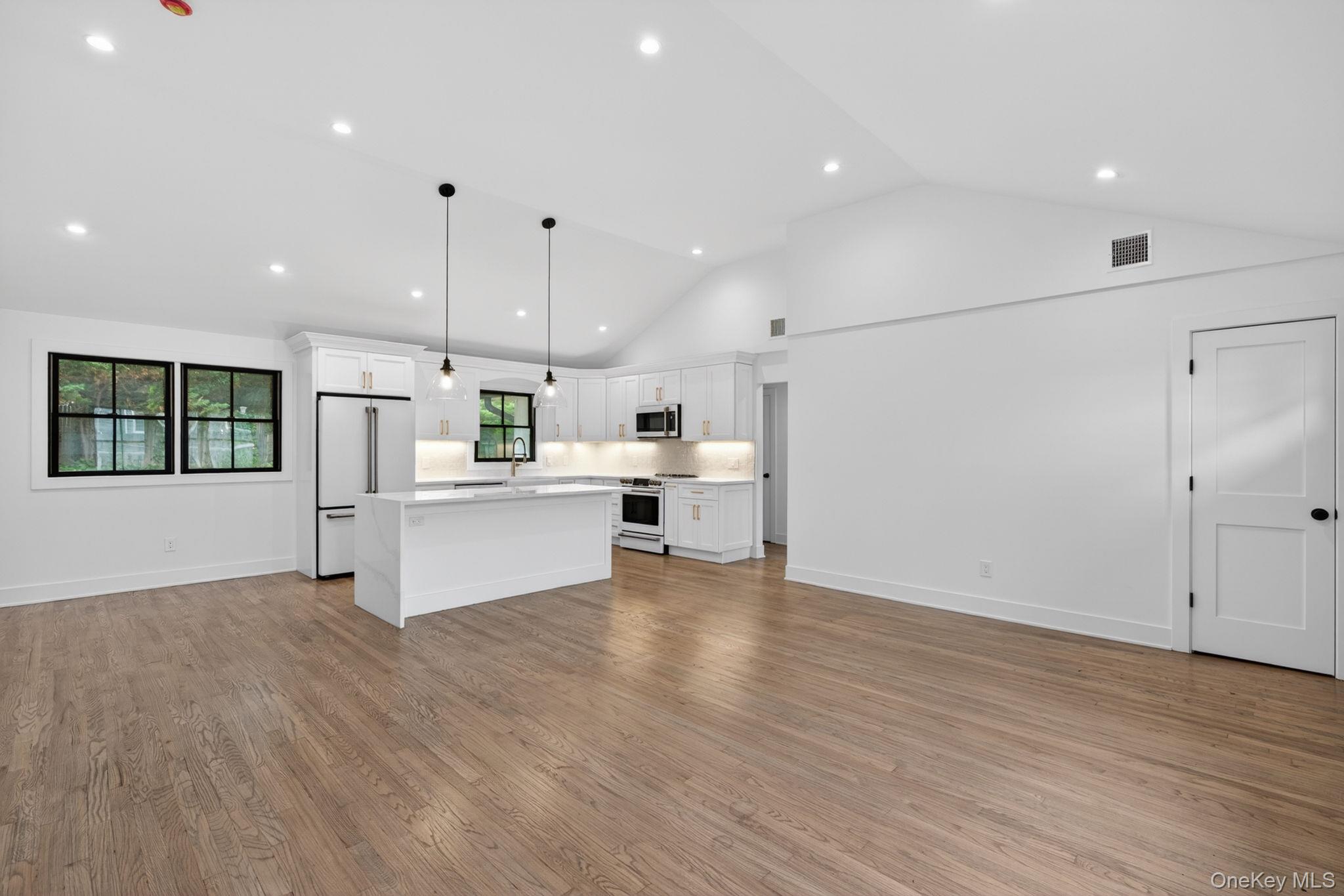 85 Kenneth Avenue – For Sale photo 6