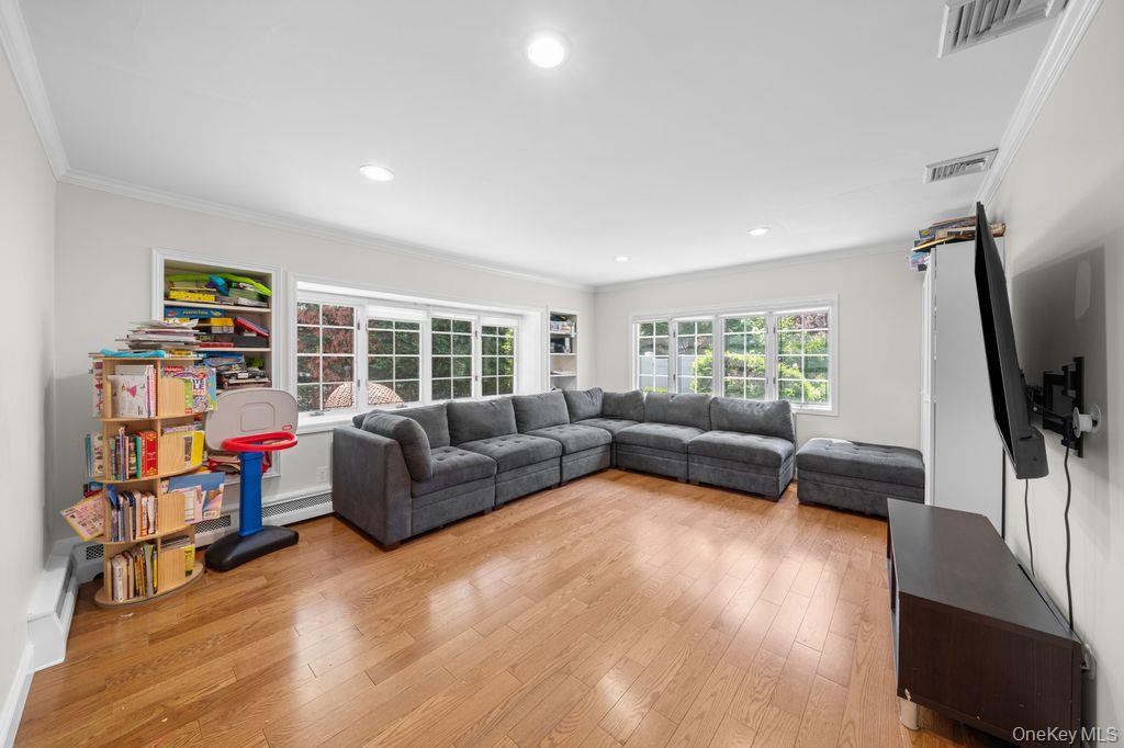 29 Waverly Place – For Sale photo 12