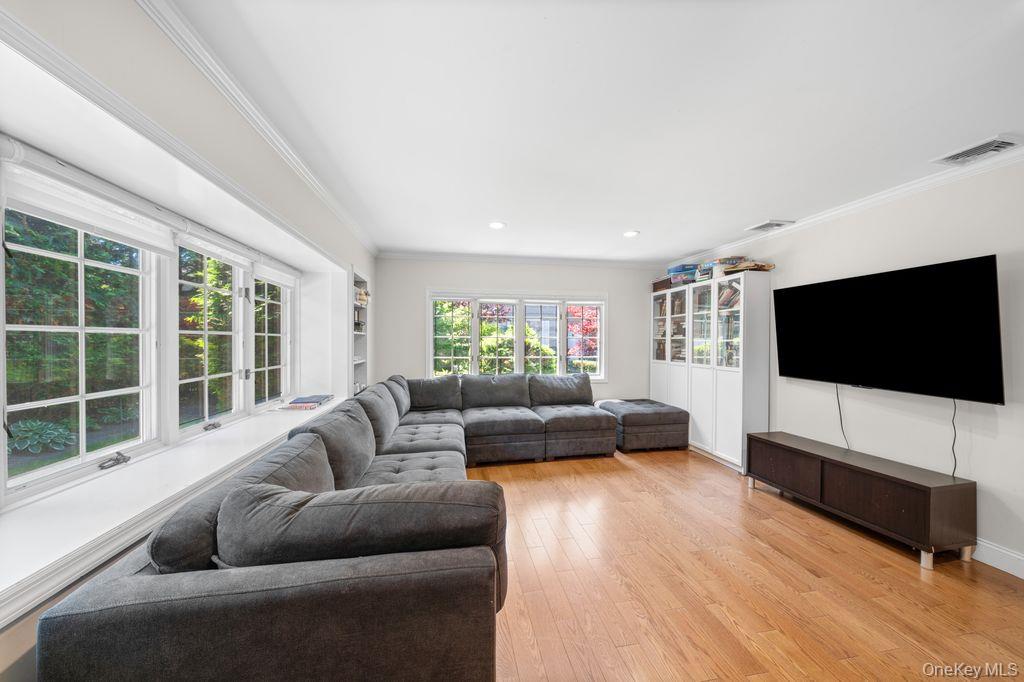 29 Waverly Place – For Sale photo 11