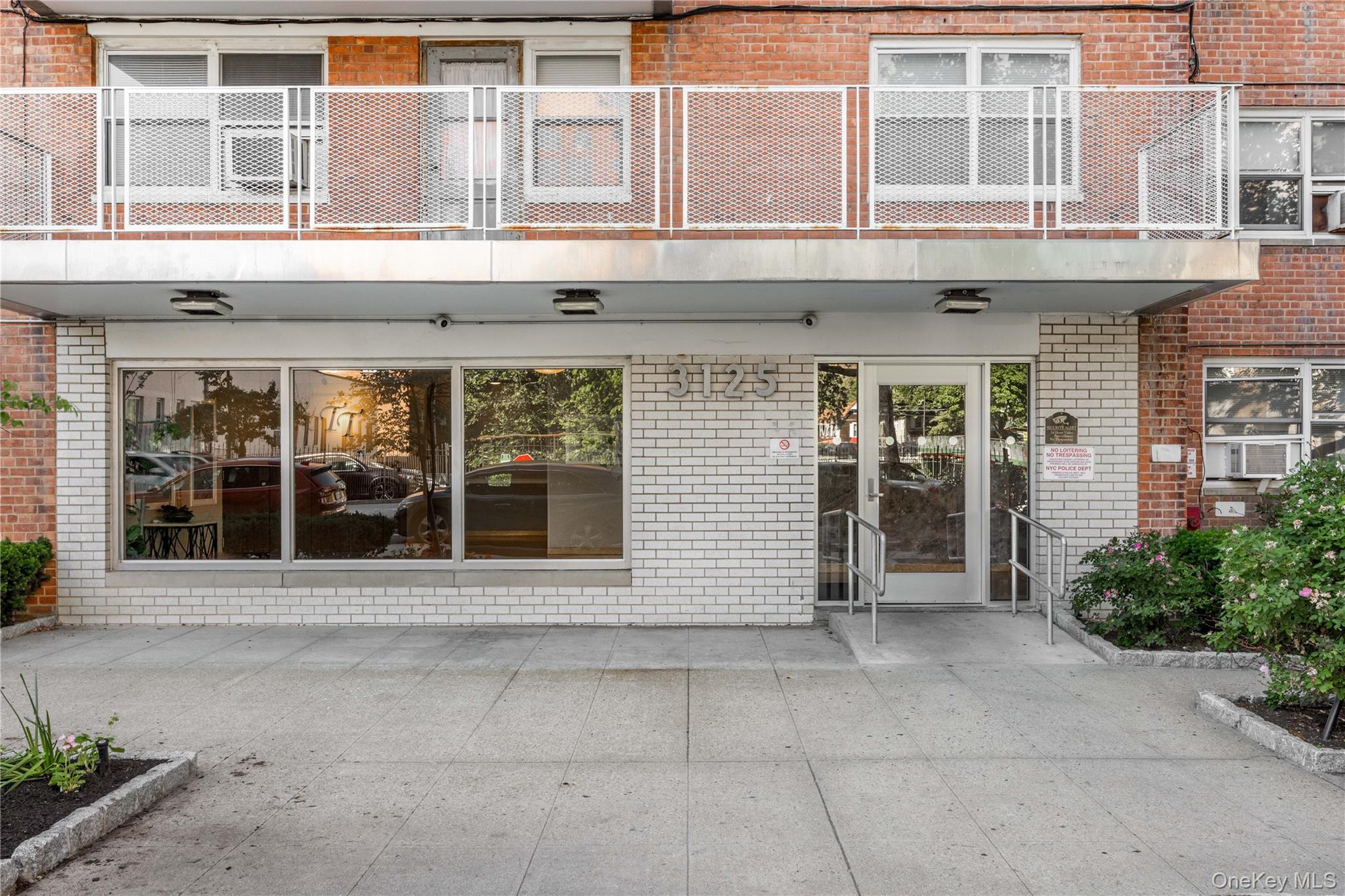 3125 Tibbett Avenue, Unit MH photo 25