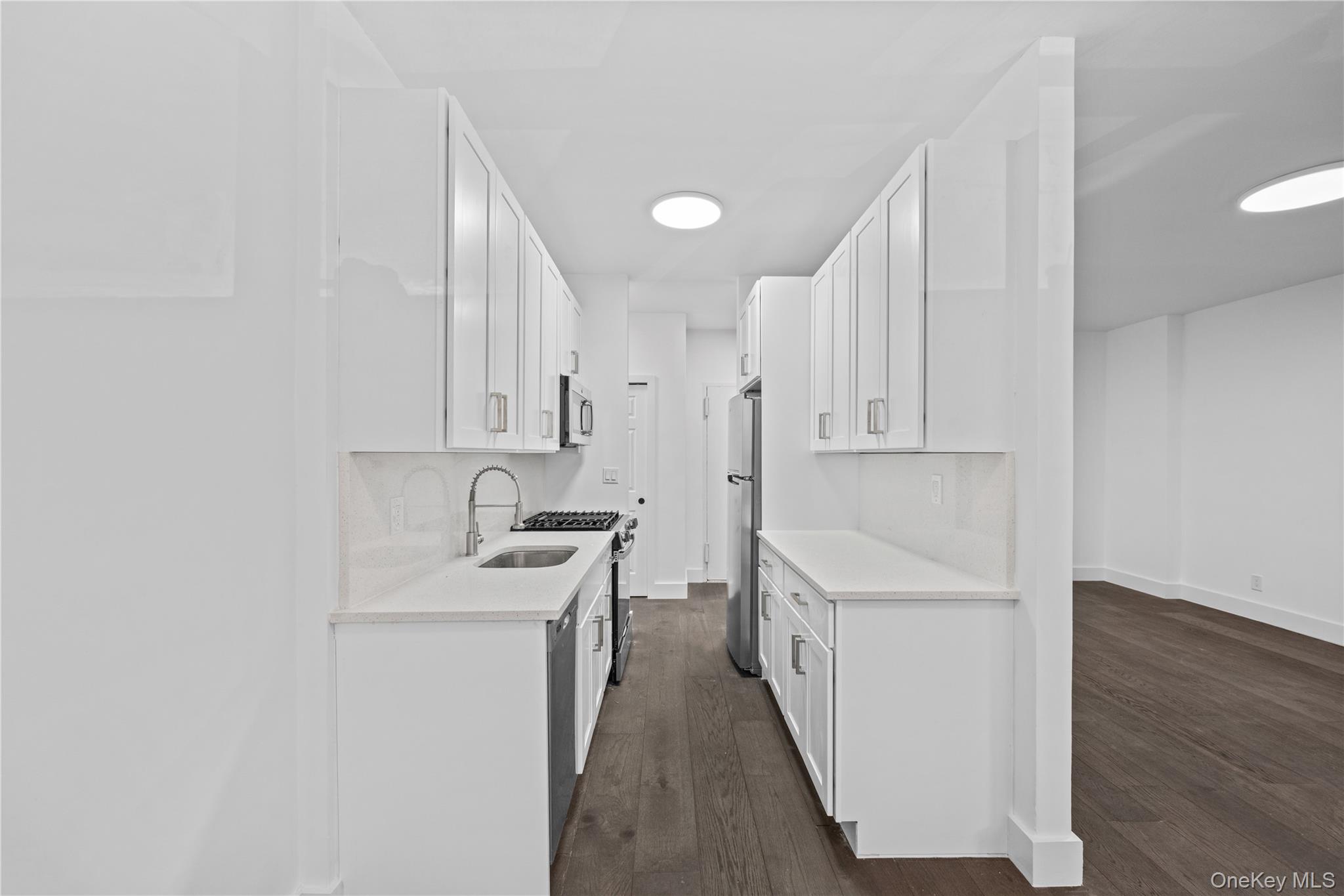 3125 Tibbett Avenue, Unit MH photo 10