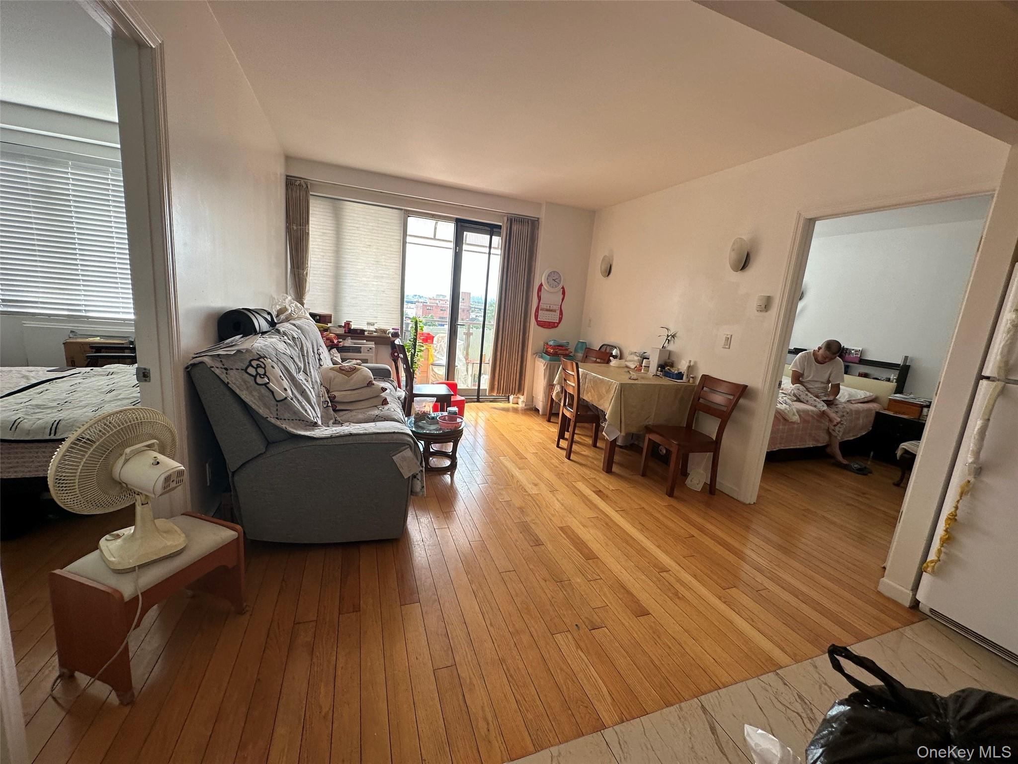 13621 Latimer Place, Unit 6G photo 2