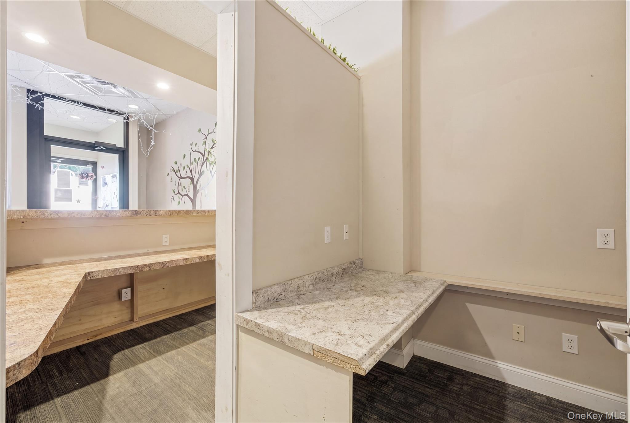 209 Broadway – For Rent photo 10