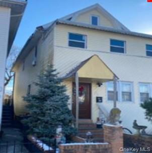 3728 Lyme Avenue – For Sale