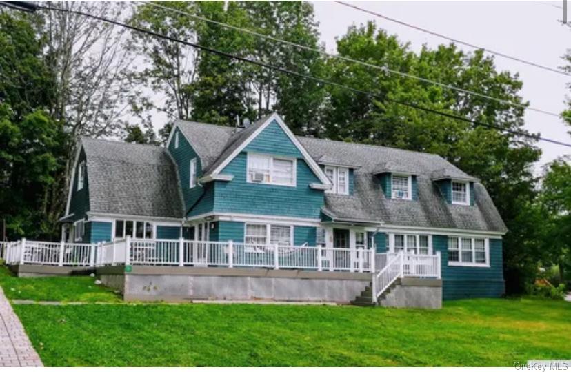 10 Spring Street – For Sale photo 2