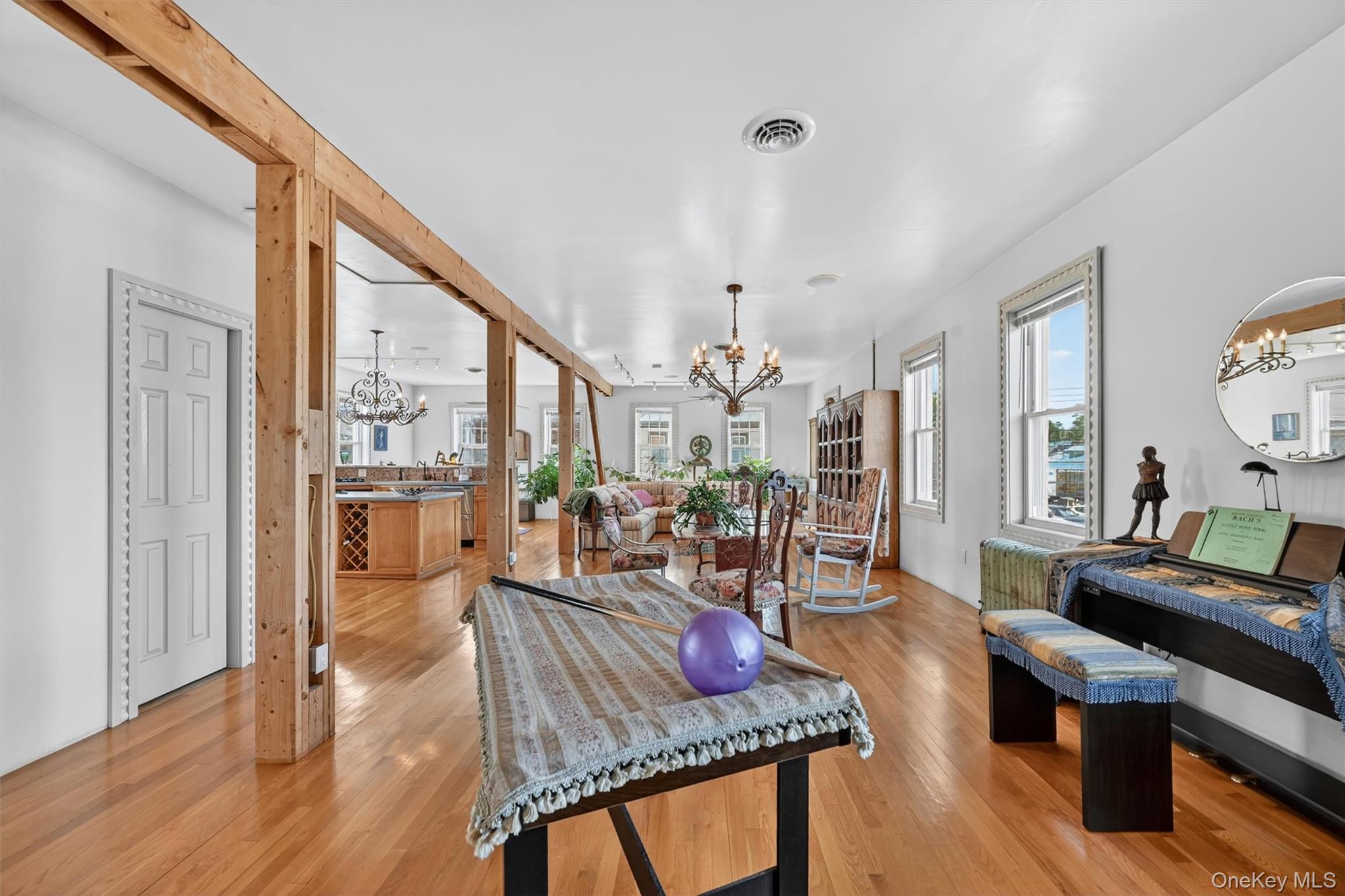 5197 Main Street – For Sale photo 23