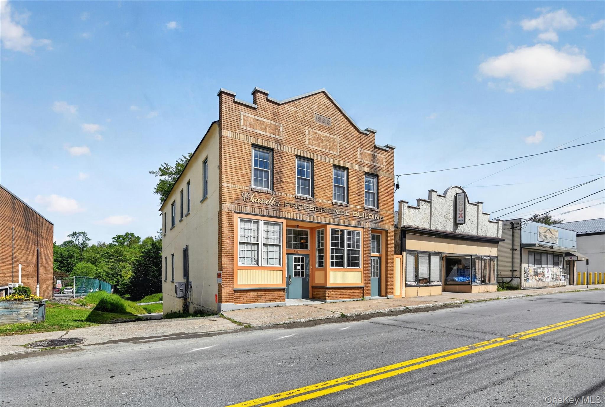 5197 Main Street – For Sale photo 2
